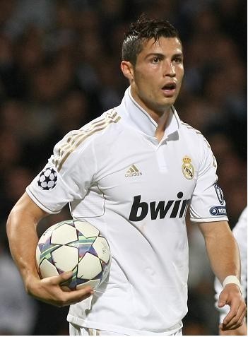 湖人最新动态：东契奇二胎将至，保罗加盟呼声高，迎战猛龙阵容更新