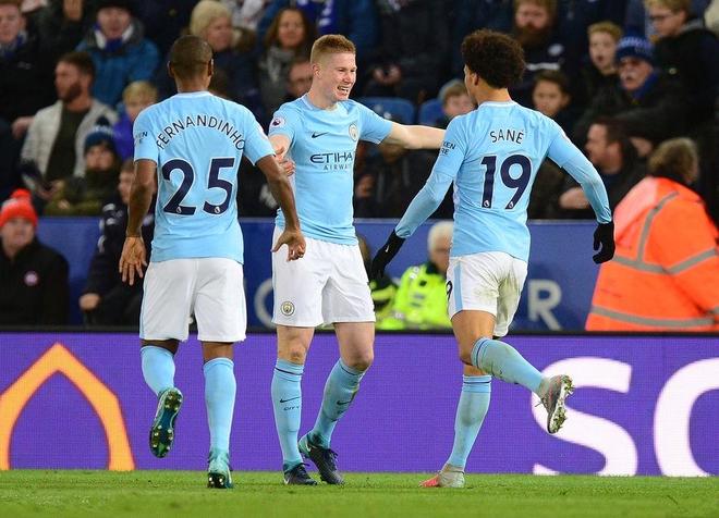 特里：穆帅赢球后会让我们在基地陪孩子，我的孩子们很喜欢他