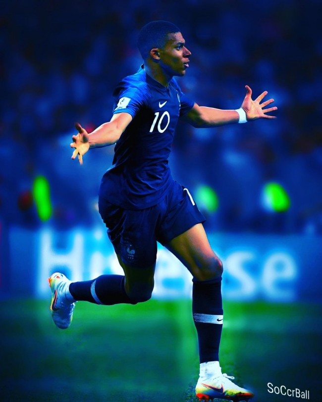 重磅！海港7将有望冲国足，后防线大清洗，杨希挤掉嫡系能成主力？（海港七将剑指国足，后防或迎大换血，杨希能否挤掉嫡系坐稳主力？）